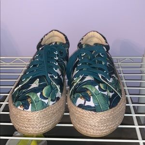 Banana Leaf Print Espadrille Sneakers